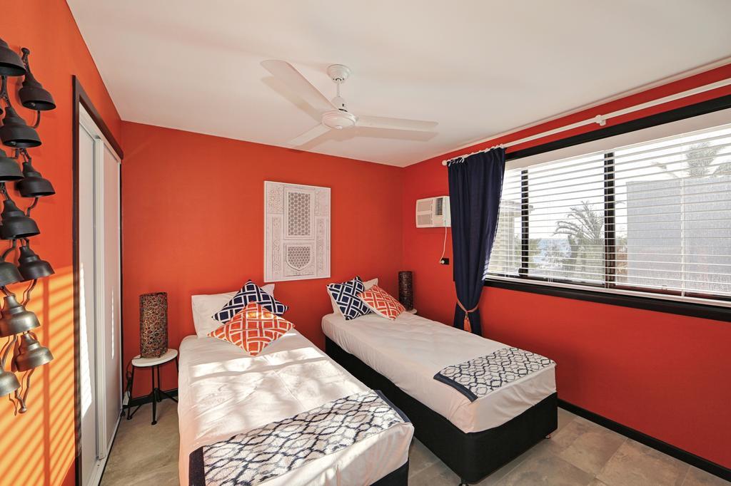 Zen Beach Retreat Hotel Bargara Exterior photo